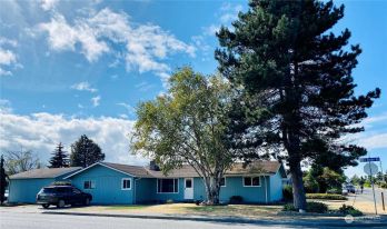 425 N Brown Road , Sequim, WA 98382