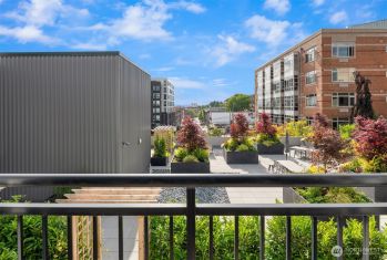 701 1st Avenue N #410, Seattle, WA 98109