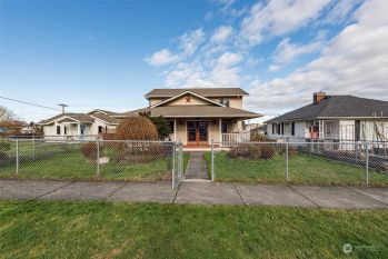 235 W 9th Street , Port Angeles, WA 98362