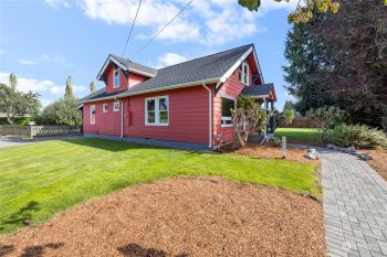 3853 Gay Road E, Tacoma, WA 98443