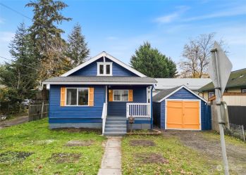 706 Roosevelt Avenue , Bremerton, WA 98337