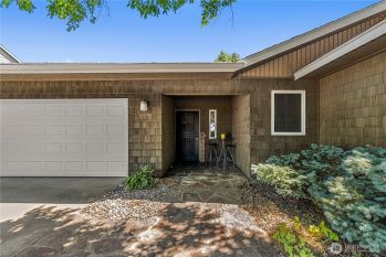 3651 School St , Wenatchee, WA 98801