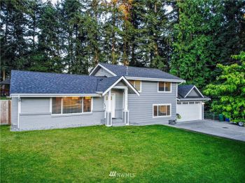 17412 117th Avenue SE, Renton, WA 98058