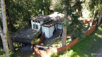 4460 S Camano Drive , Camano Island, WA 98282