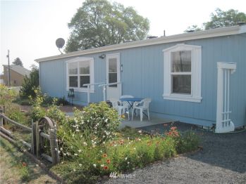 327 N Hemlock Street , Soap Lake, WA 98851