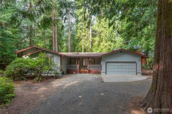 447 E Pointes Drive E, Shelton, WA 98584-8850