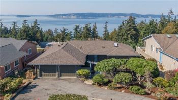 175 Vista Del Mar Street , Camano Island, WA 98282
