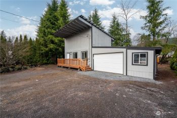 22327 S Forest Loop Road , Granite Falls, WA 98252