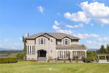 982 Arrowhead Road , Camano Island, WA 98282