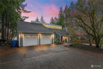 7310 Holmes Island Road SE, Olympia, WA 98503