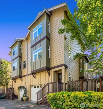 2101 S Washington Street , Seattle, WA 98144-2249