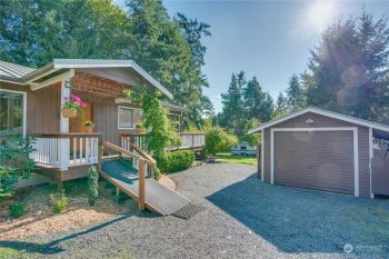 5238 Bounty Loop , Freeland, WA 98249