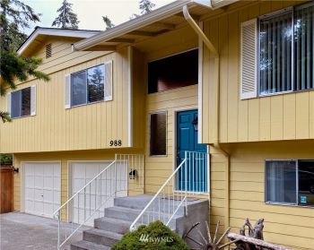 988 SW Inglewood Lane , Oak Harbor, WA 98277