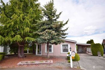604 N Seventh Avenue , Sequim, WA 98382
