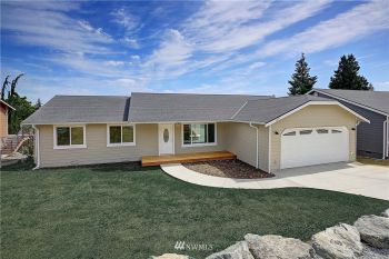 1272 Mt Baker Avenue , Camano Island, WA 98282