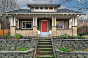 1706 N Cedar Street , Tacoma, WA 98406