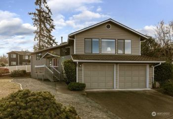 790 SW Echo Loop , Oak Harbor, WA 98277