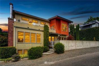 521 Lakeside Avenue S, Seattle, WA 98144