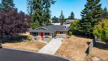 2114 33rd Street , Anacortes, WA 98221