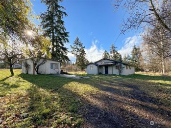 1022 River Road , Sequim, WA 98382