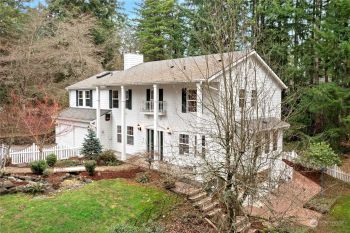 11827 SE 89th Street , Newcastle, WA 98056