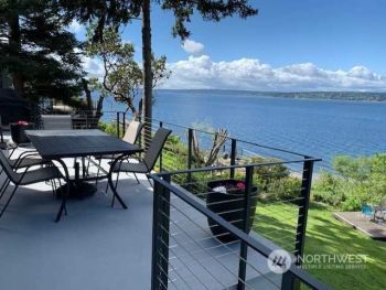 635 Manaco Beach Road , Camano Island, WA 98282