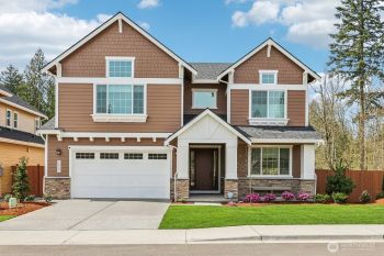 6402 213th Avenue Ct E, Bonney Lake, WA 98391