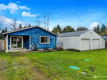 8525 SE Pepperidge Lane , Yelm, WA 98597