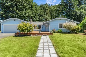 910 Century Court NE, Lacey, WA 98516