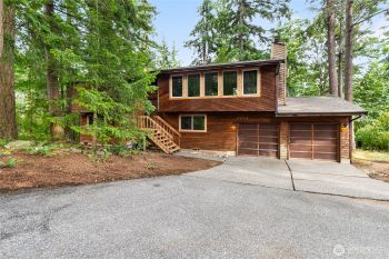 3734 D'Linda Street , Bellingham, WA 98226