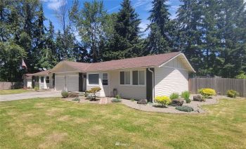 10925 10927 74th Avenue E, Puyallup, WA 98373