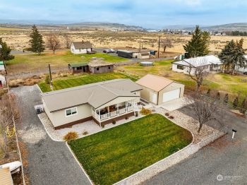 104 NW Adrian Avenue , Soap Lake, WA 98851