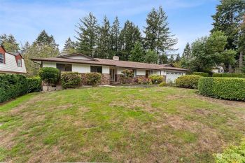 1206 Chambers Street , Steilacoom, WA 98388