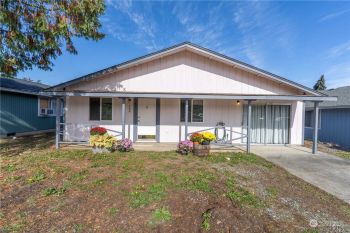 208 W Prairie Street , Sequim, WA 98382