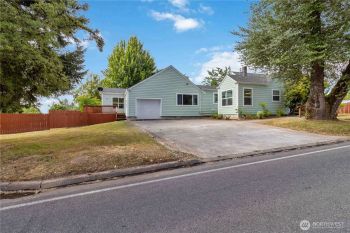 912 Nevada Drive , Longview, WA 98632