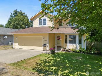 26558 221st Avenue SE, Maple Valley, WA 98038