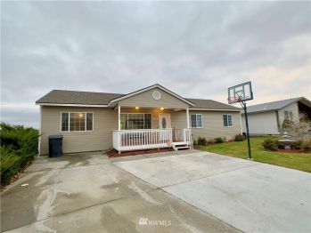 324 6th Avenue SE, Ephrata, WA 98823