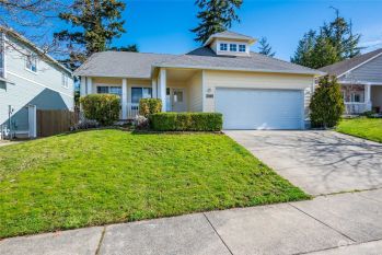 2040 SW Sunnyside Avenue , Oak Harbor, WA 98277