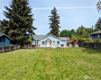 723 E 10th Street , Port Angeles, WA 98362