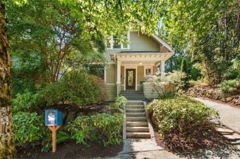 2415 E Spring Street , Seattle, WA 98122