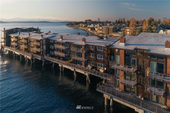3717 Beach Drive SW #111, Seattle, WA 98116