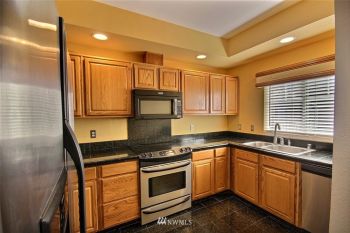 4702 Mill Pond Drive SE #106, Auburn, WA 98092