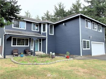 872 Albion Avenue SE, Ocean Shores, WA 98569