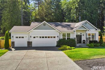 27673 McIntosh Loop NE, Kingston, WA 98346