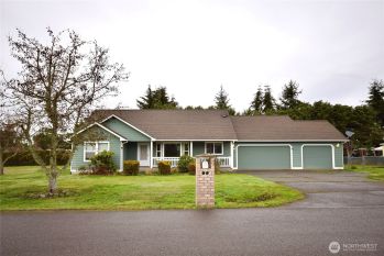 61 Eastgate Place , Sequim, WA 98382