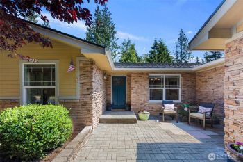 6306 258th Avenue NE, Redmond, WA 98053-2616