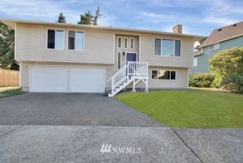 940 N Frace Street , Tacoma, WA 98406