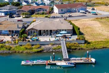 2254 Mariners Way , Oak Harbor, WA 98277