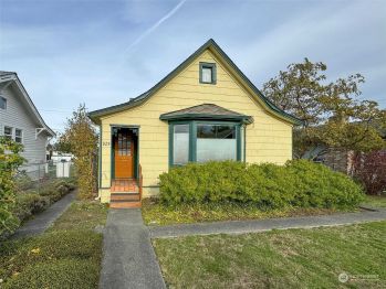 925 E 5th Street , Port Angeles, WA 98362