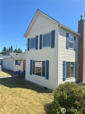1519 K Avenue , Anacortes, WA 98221
